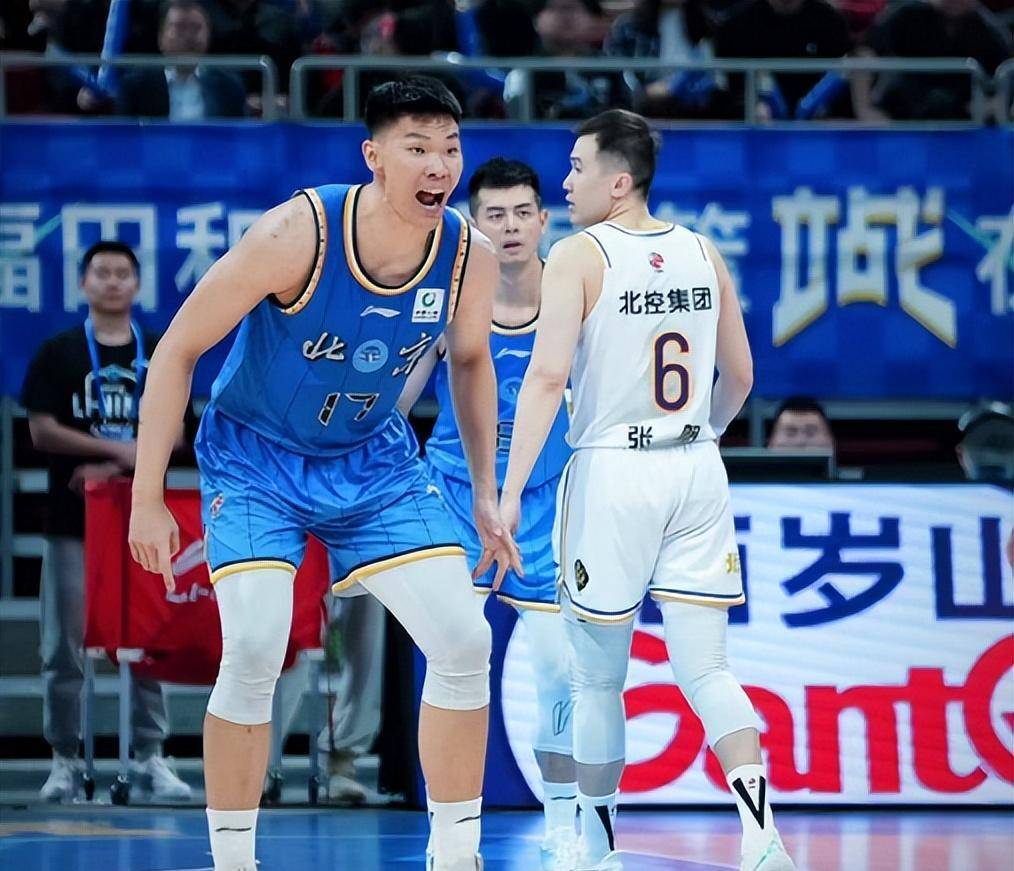 爱游戏-北京首钢今夜刷新队史纪录，志在荷甲名次提升，令人意外，年轻球员获得机会的简单介绍